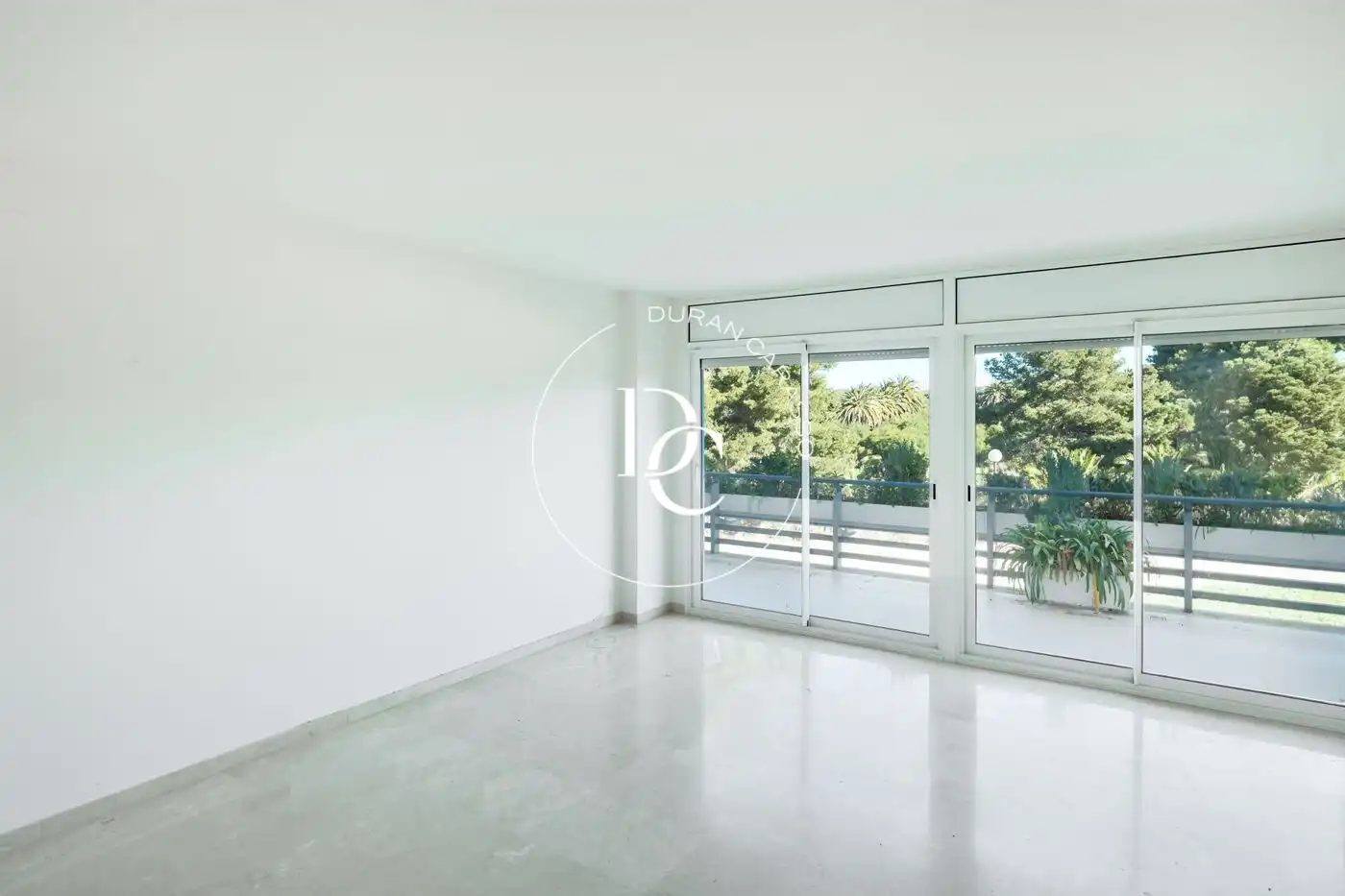 Vista exterior de Piso en venta en Sitges con Aire acondicionado, Calefacción y Jardín privado