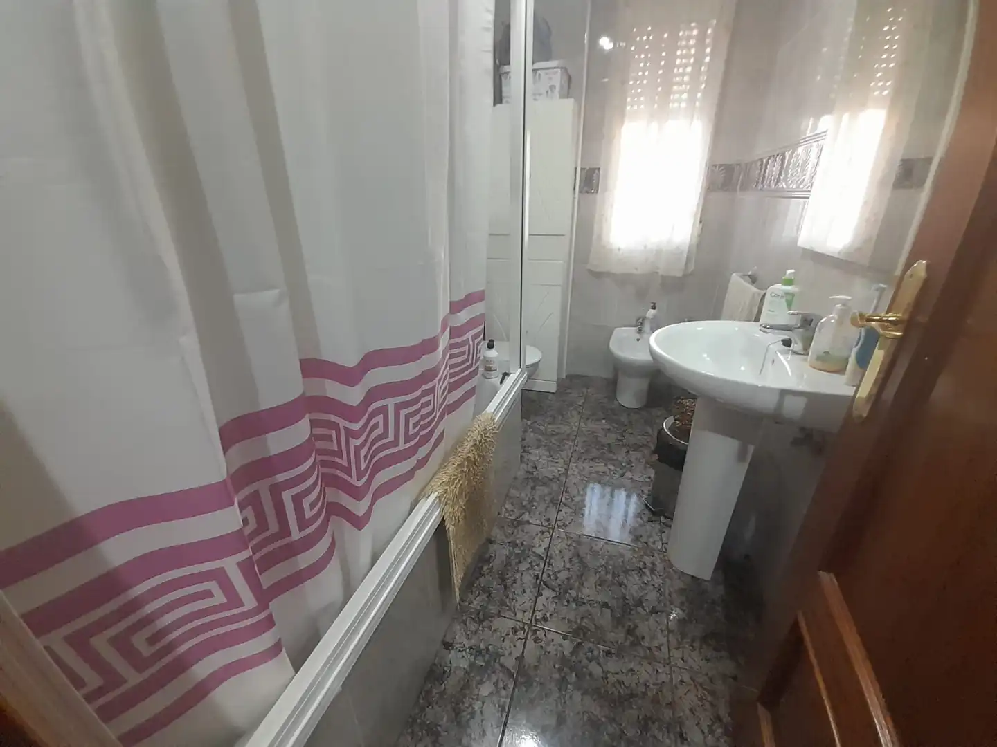 Baño de Piso en venta en Puertollano con Aire acondicionado, Calefacción y Trastero