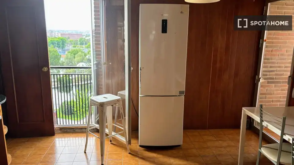 Vista exterior de Piso para compartir en Murcia con Aire acondicionado, Terraza y Amueblado