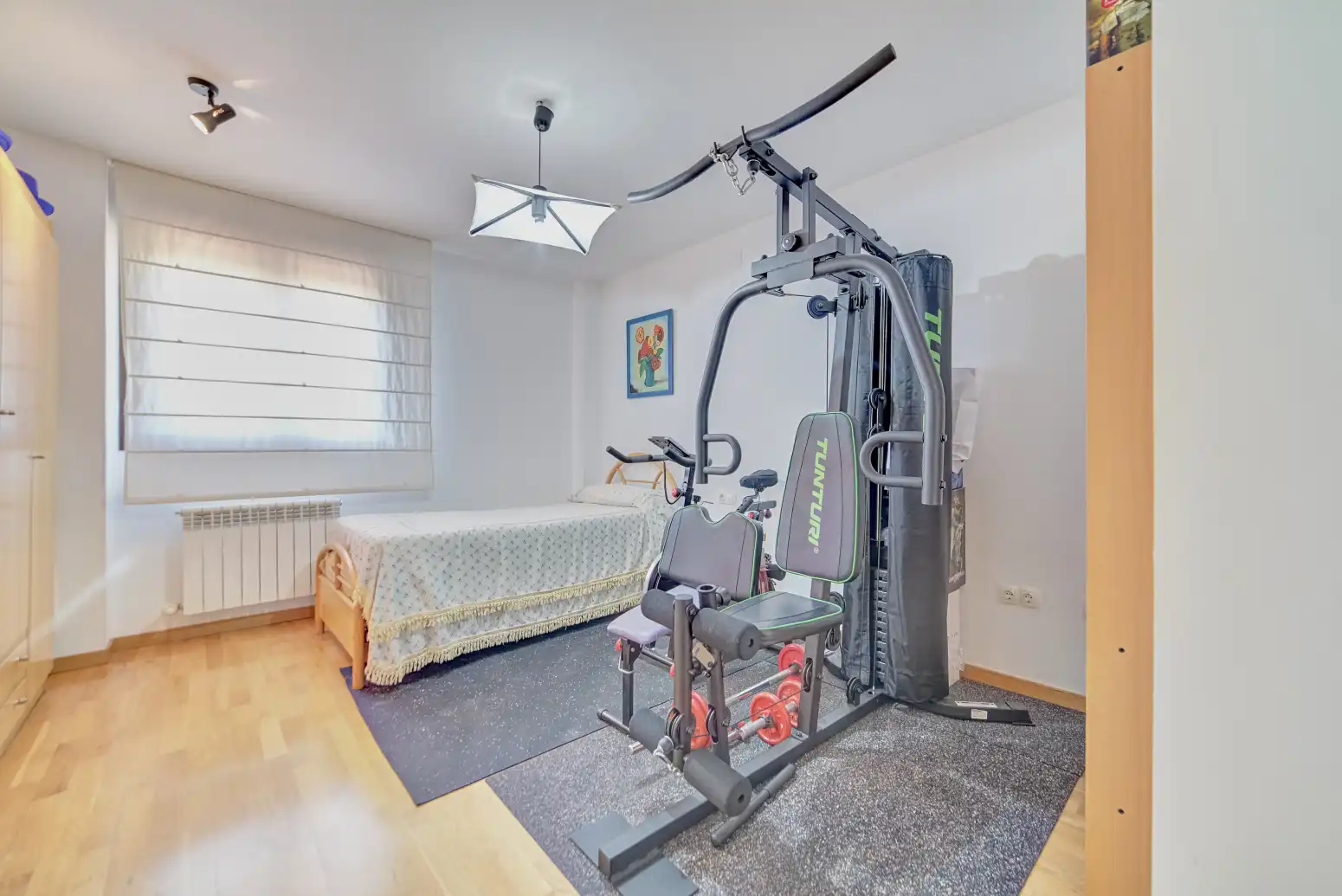 Bedroom of Detached homes for sale in Enériz / Eneritz  with Heating, Private garden and Parquet flooring