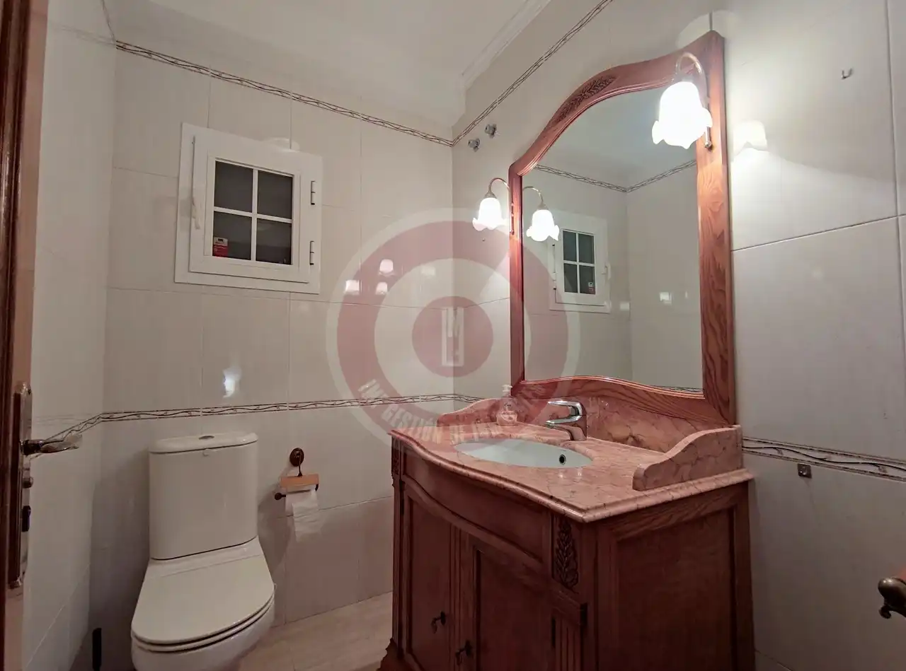 Baño de Casa o chalet en venta en Vélez-Málaga con Aire acondicionado, Jardín privado y Terraza