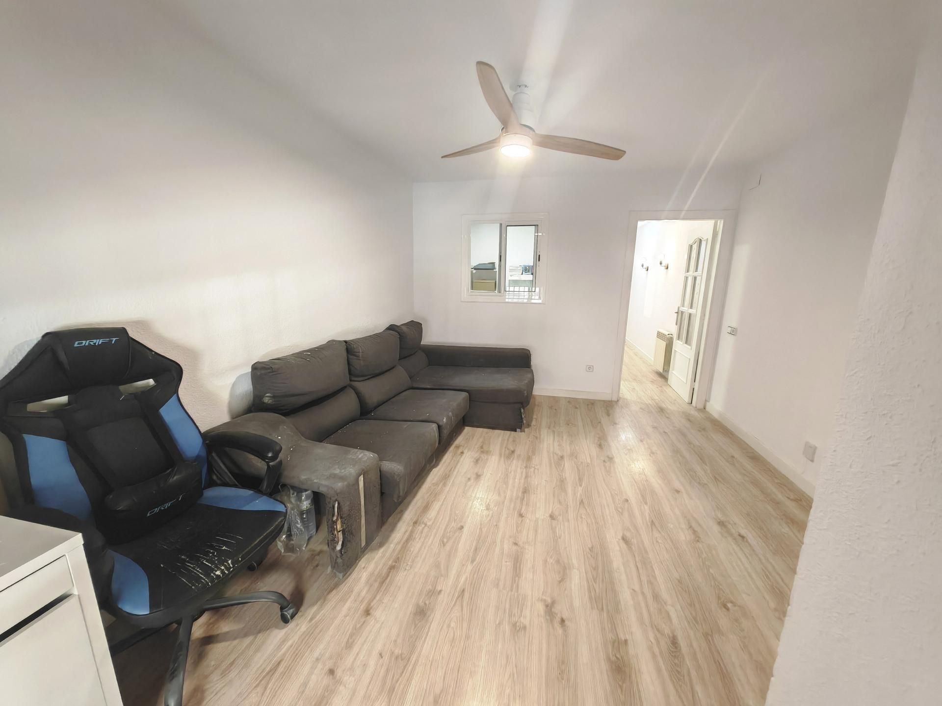 Living room of Flat for sale in Terrassa  with Heating