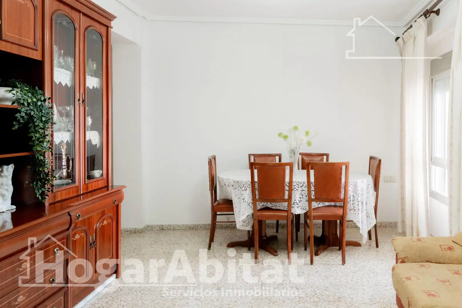 Comedor de Piso en venta en Paterna con Terraza y Balcón