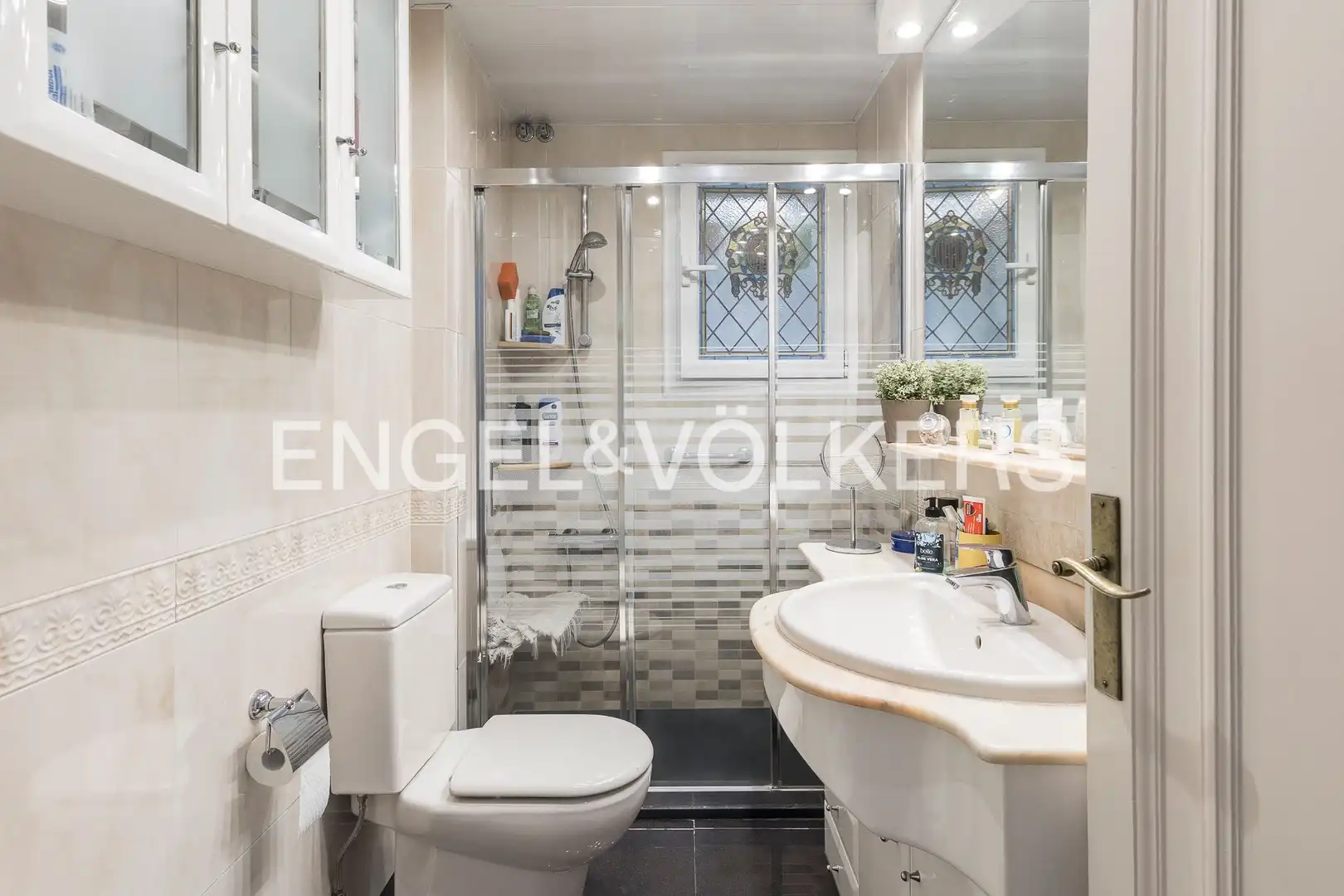 Baño de Casa o chalet en venta en Barcelona con Calefacción, Jardín privado y Terraza