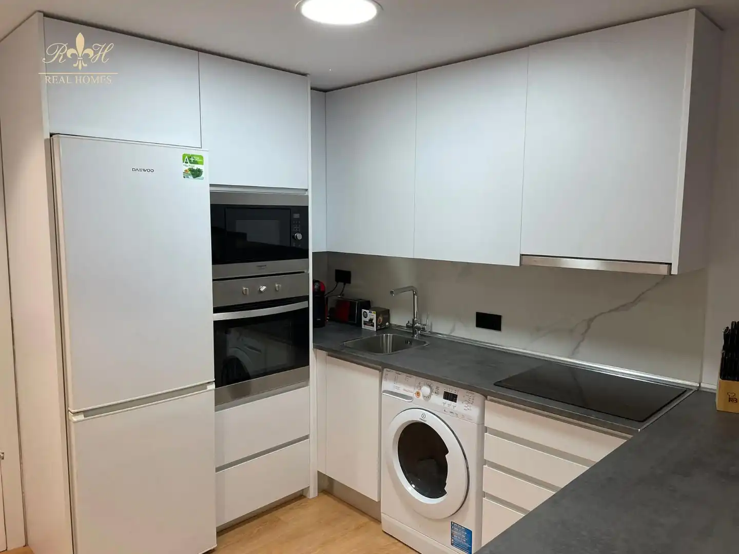 Kitchen of Flat for sale in Villajoyosa / La Vila Joiosa  with Air Conditioner, Swimming Pool and Furnished