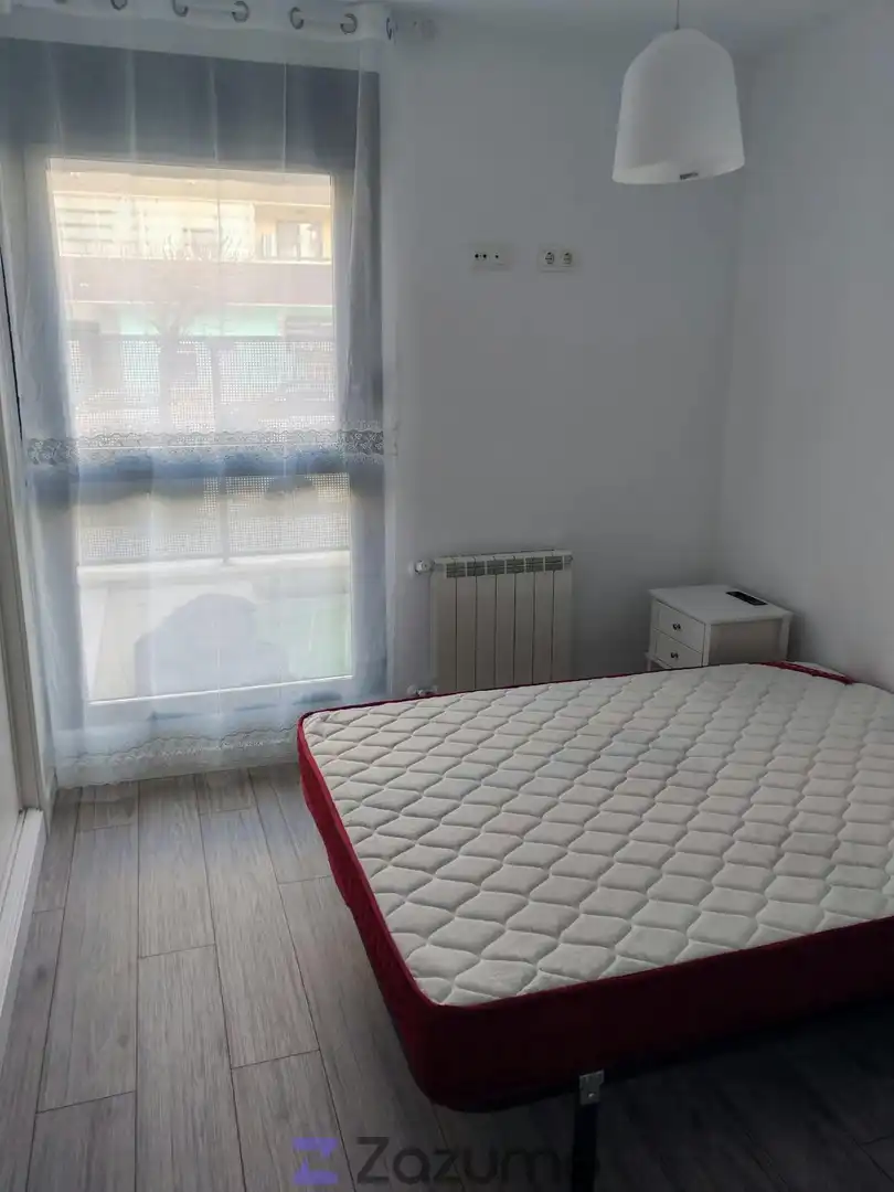 Habitación de Piso de alquiler en Cáceres con Aire acondicionado, Calefacción y Parquet