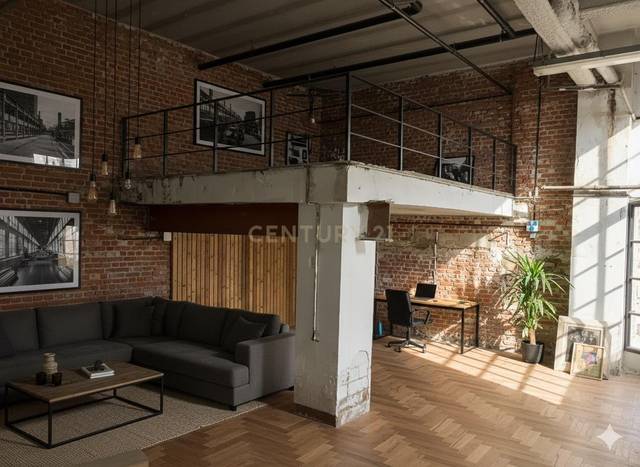 Local comercial en Venta en Carrer de Sant Gaietà, 99, Rubí, Spain, 99 en La Serreta