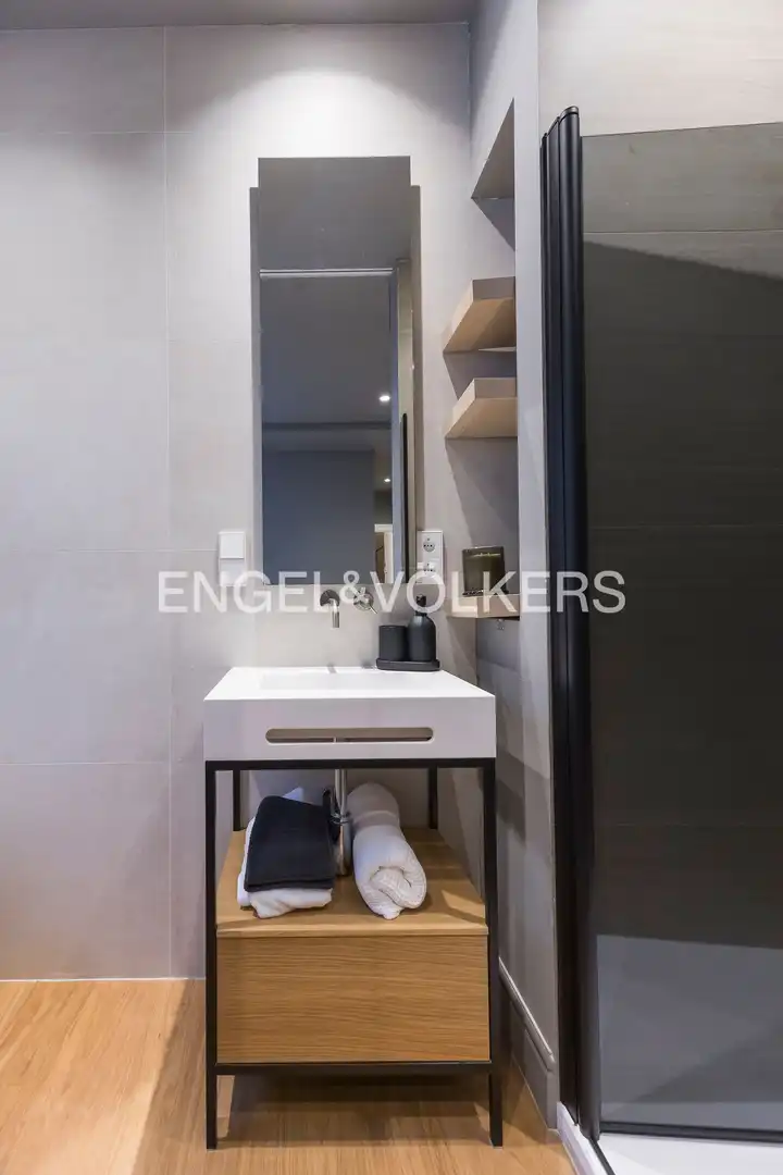 Piso con balcón en alquiler en Monte Esquinza, imagen 22