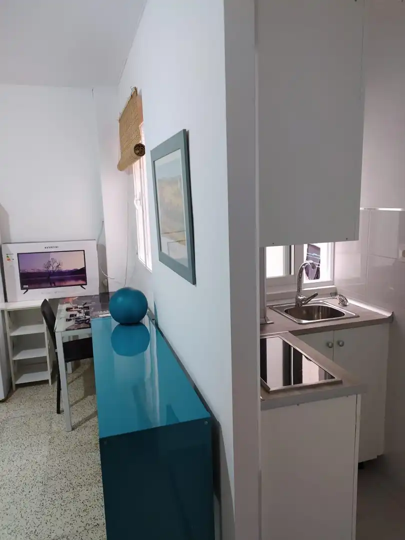 Cuina de Estudi de lloguer en Granada amb Moblat