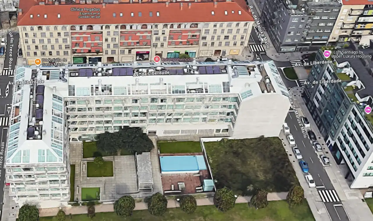Vista exterior de Dúplex en venda en Santiago de Compostela  amb Calefacció, Terrassa i Traster