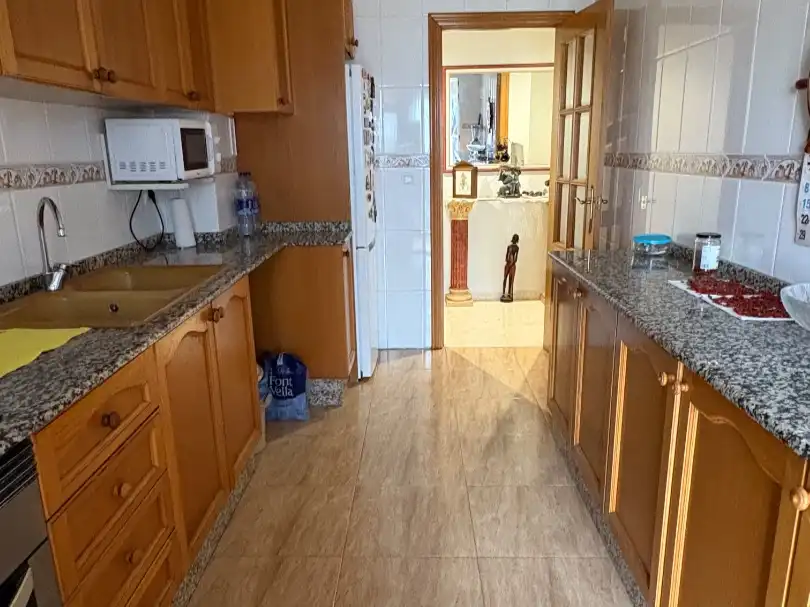 Piso con ascensor en venta en Av arquitecto Alfredo Simón 6, imagen 4