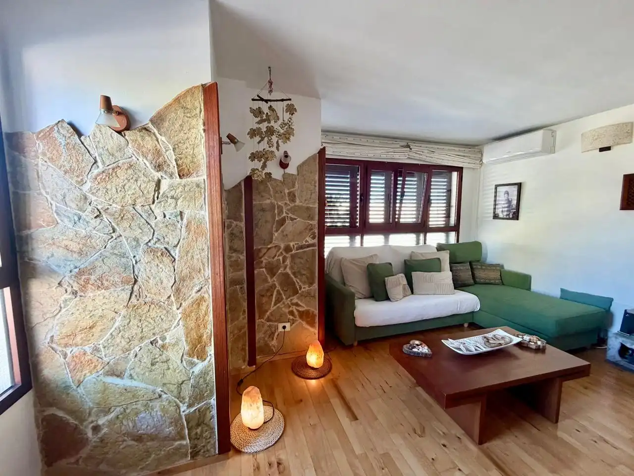 Sala d'estar de Pis de lloguer en San Bartolomé de Tirajana amb Aire condicionat, Parquet i Moblat