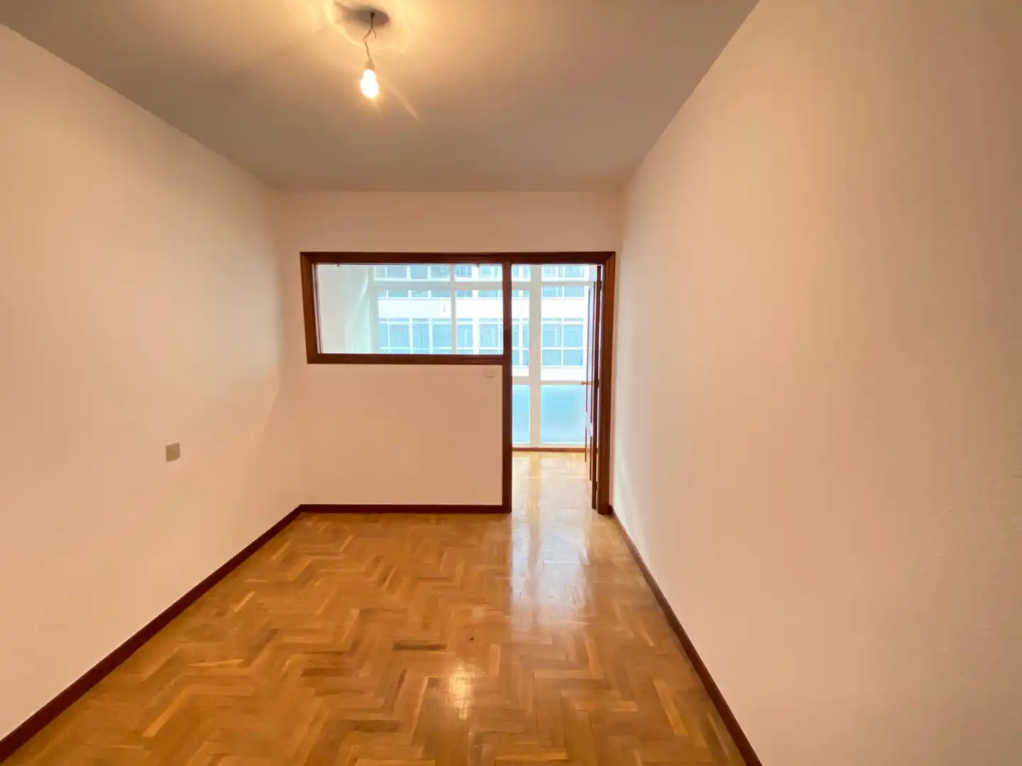 Habitación de Piso en venta en Santiago de Compostela  con Calefacción, Trastero y Amueblado