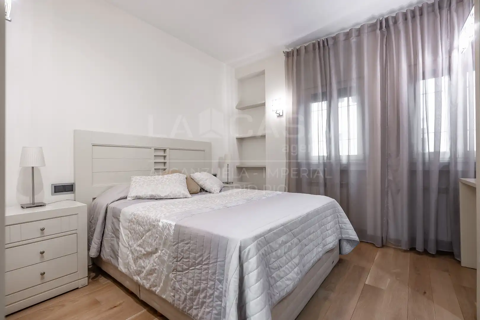 Habitación de Piso en venta en Madrid con Calefacción