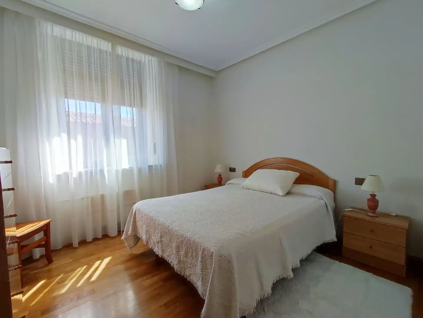 Schlafzimmer von Wohnungen zur Miete in Salamanca mit Heizung und Möbliert