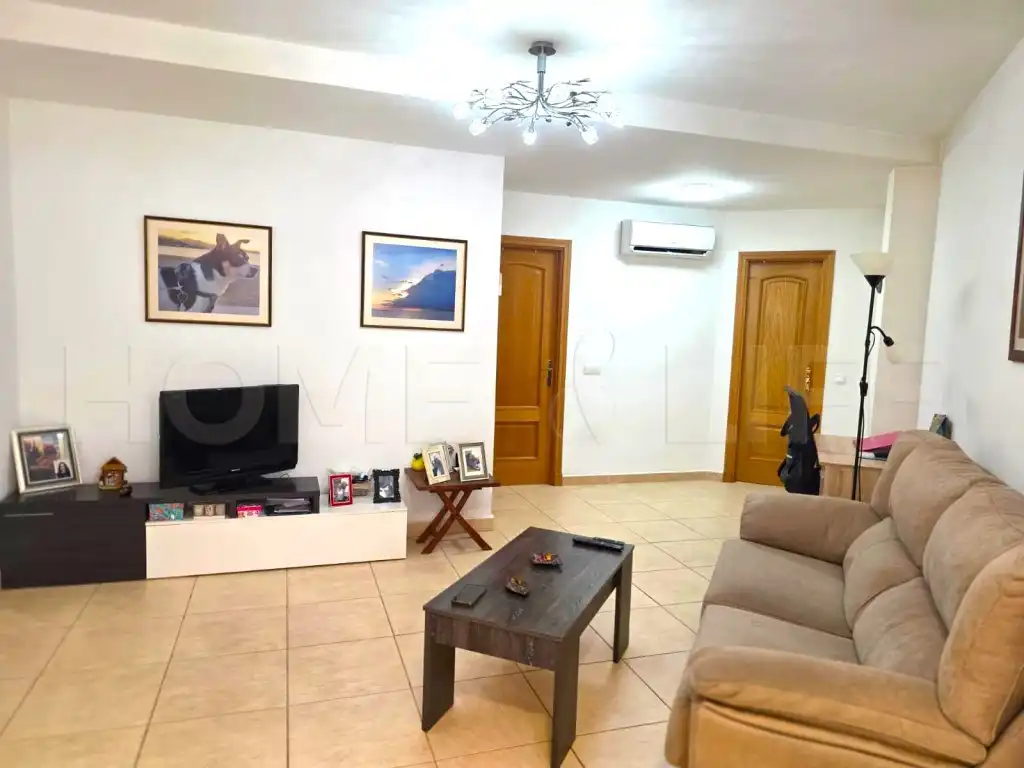 Sala de estar de Apartamento en venta en Torremolinos con Aire acondicionado y Amueblado