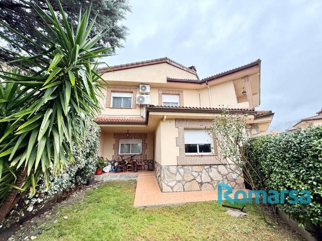 Casa-chalet en Venta en Matalasganas en Sotillo de la Adrada