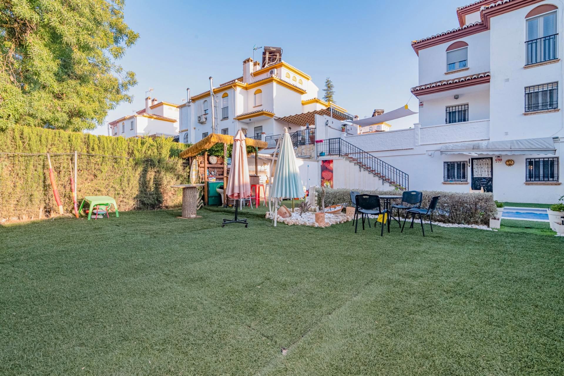 Garden of Single-family semi-detached for sale in Peligros  with Private garden, Storage room and Swimming Pool