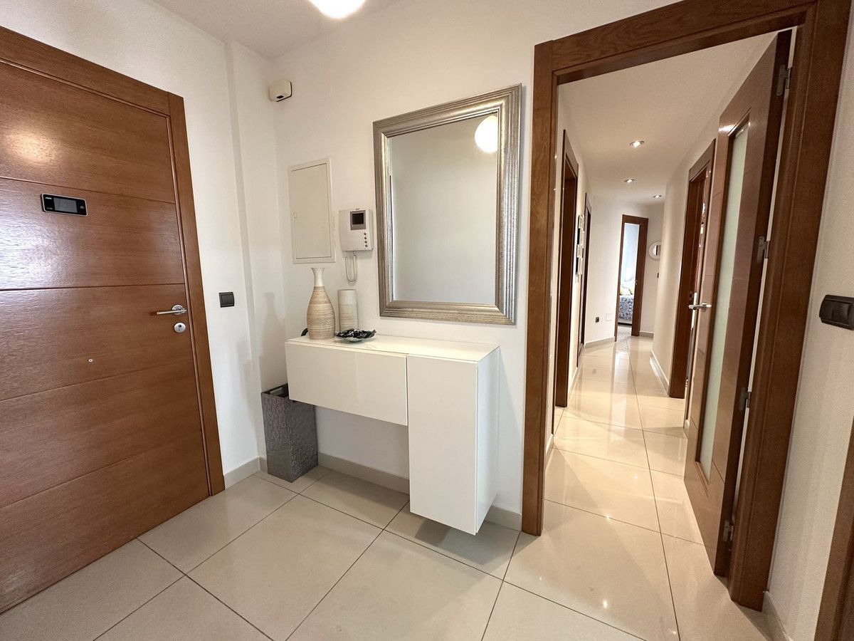 Apartment for sale in Fuengirola  with Air Conditioner, Heating and Terrace