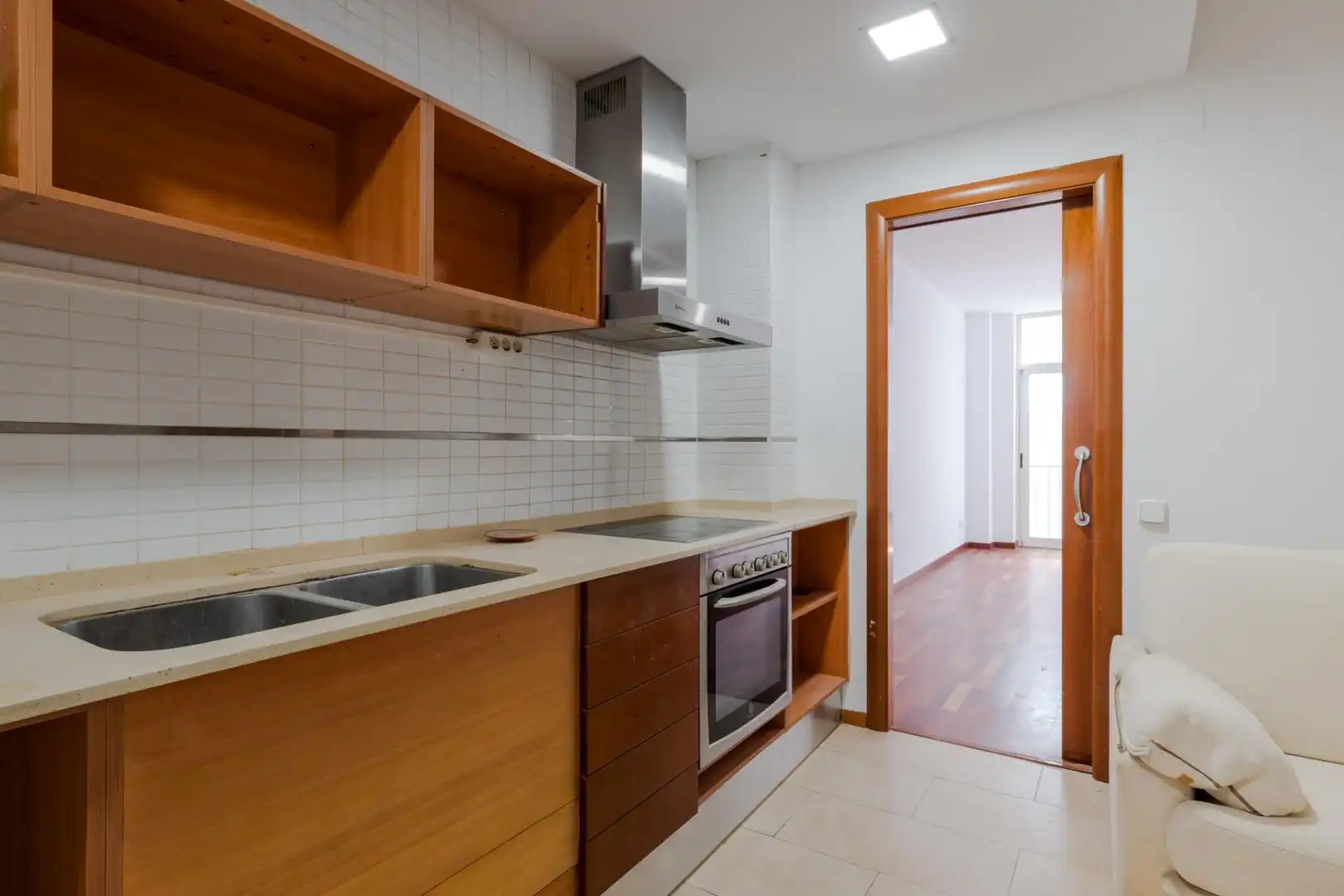 Cocina de Piso en venta en Esplugues de Llobregat con Balcón
