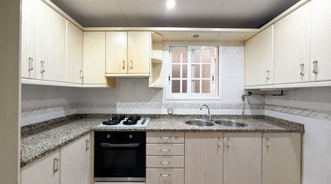 Foto 2 de Piso en venta en Carrer de Florència, Llatí, Santa Coloma de Gramenet