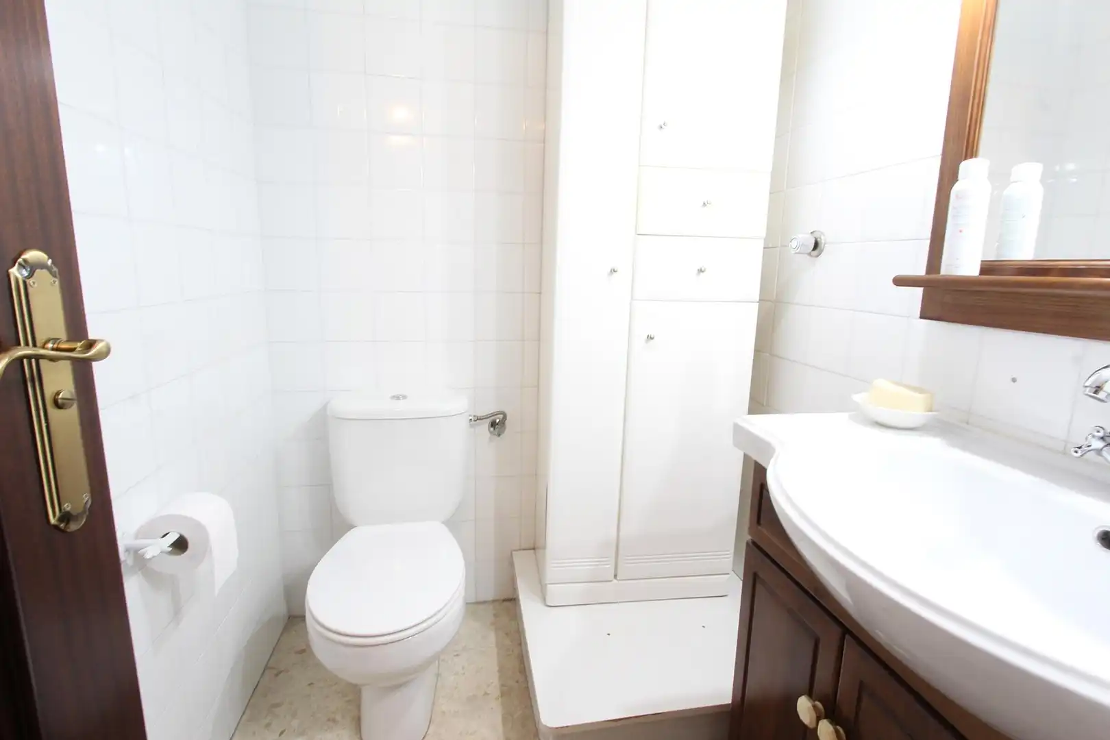 Bany de Casa o xalet en venda en Este - Alcosa- Torreblanca