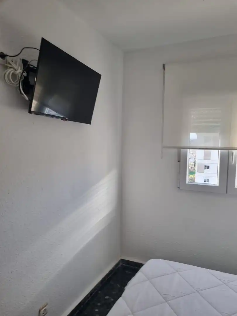 Pis per a compartir en La Pobla de Farnals amb Aire condicionat, Jardí privat i Terrassa