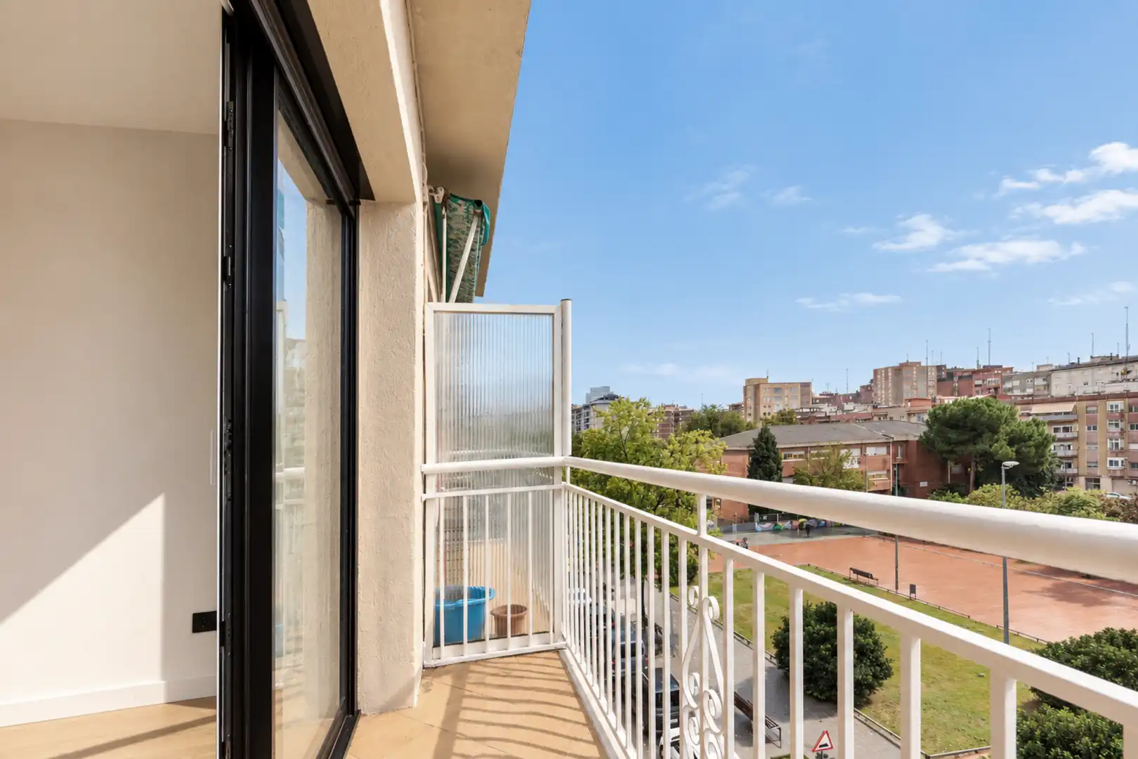 Flat with terrace for sale in Carrer de Lluís Vives, imagen 8