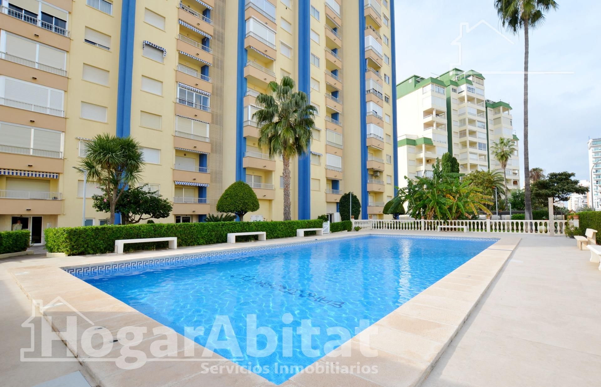 Swimming pool of Flat for sale in Gandia  with Air Conditioner, Heating and Private garden