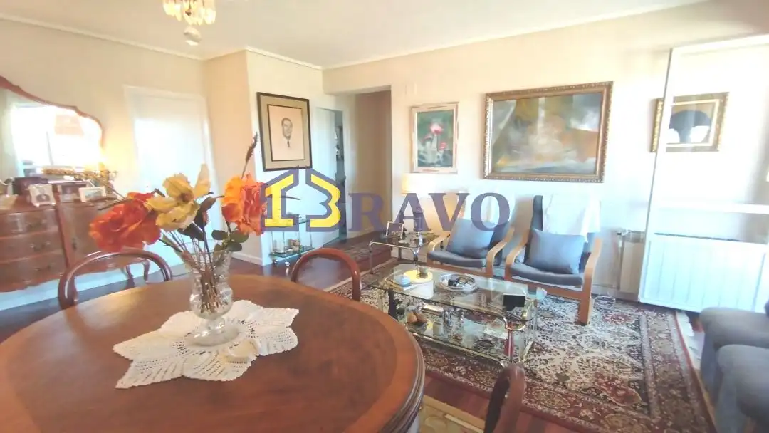 Sala de estar de Piso en venta en Medina de Pomar con Calefacción, Jardín privado y Terraza