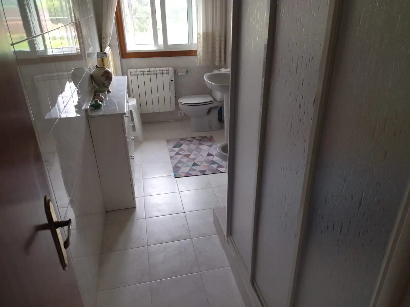Bany de Casa o xalet en venda en Ponteareas amb Calefacció, Jardí privat i Parquet