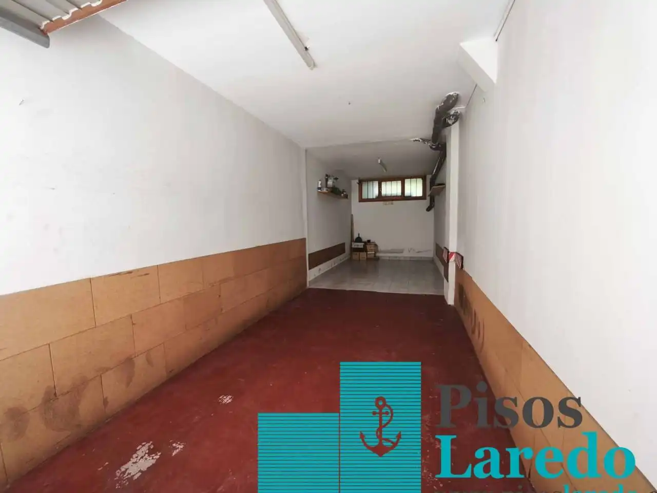 Maisonette zum Verkauf in Laredo mit Heizung, Parkett und Terrasse