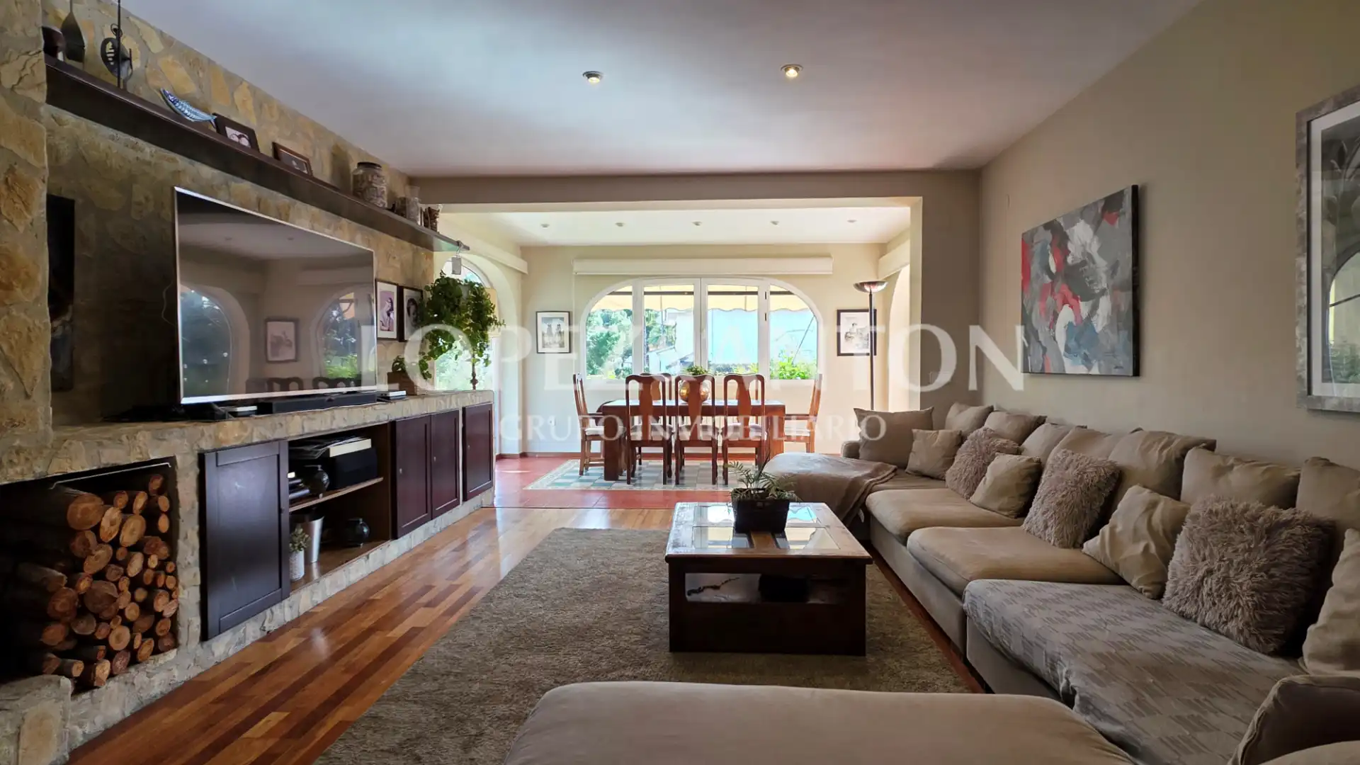 Sala de estar de Casa o chalet en venta en L'Eliana con Calefacción, Jardín privado y Parquet