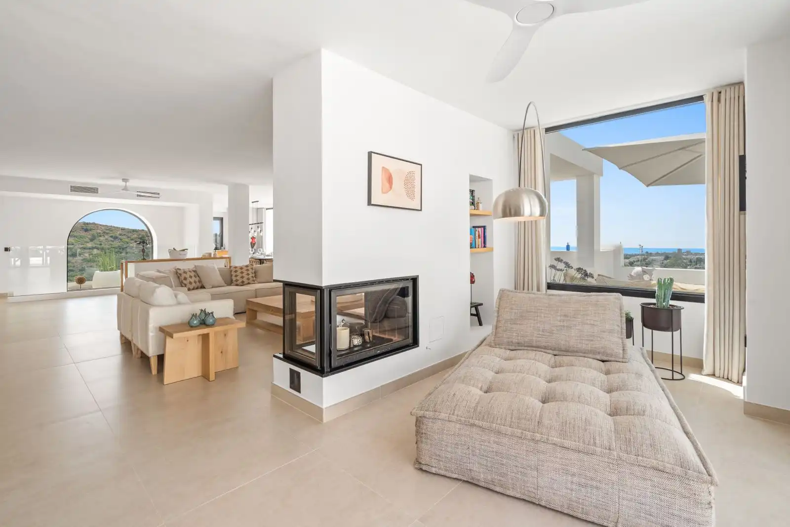 Chalet con piscina en venta en Calle los Granados 18, imagen 3