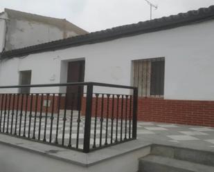 Vista exterior de Casa adosada en venda en Aznalcázar