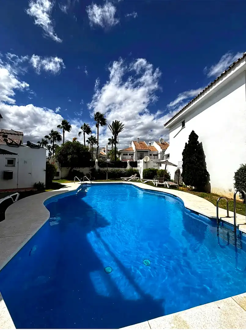 Maison jumelée avec terrasse à vendre à Nueva Andalucía, imagen 2