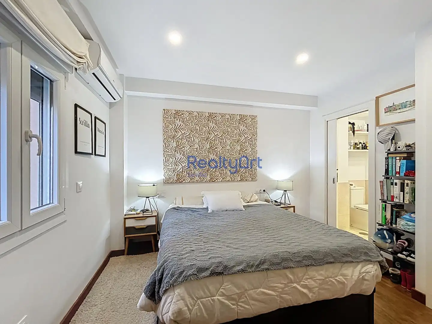 Flat for sale in Calle VIRGEN DE LUJAN, Los Remedios