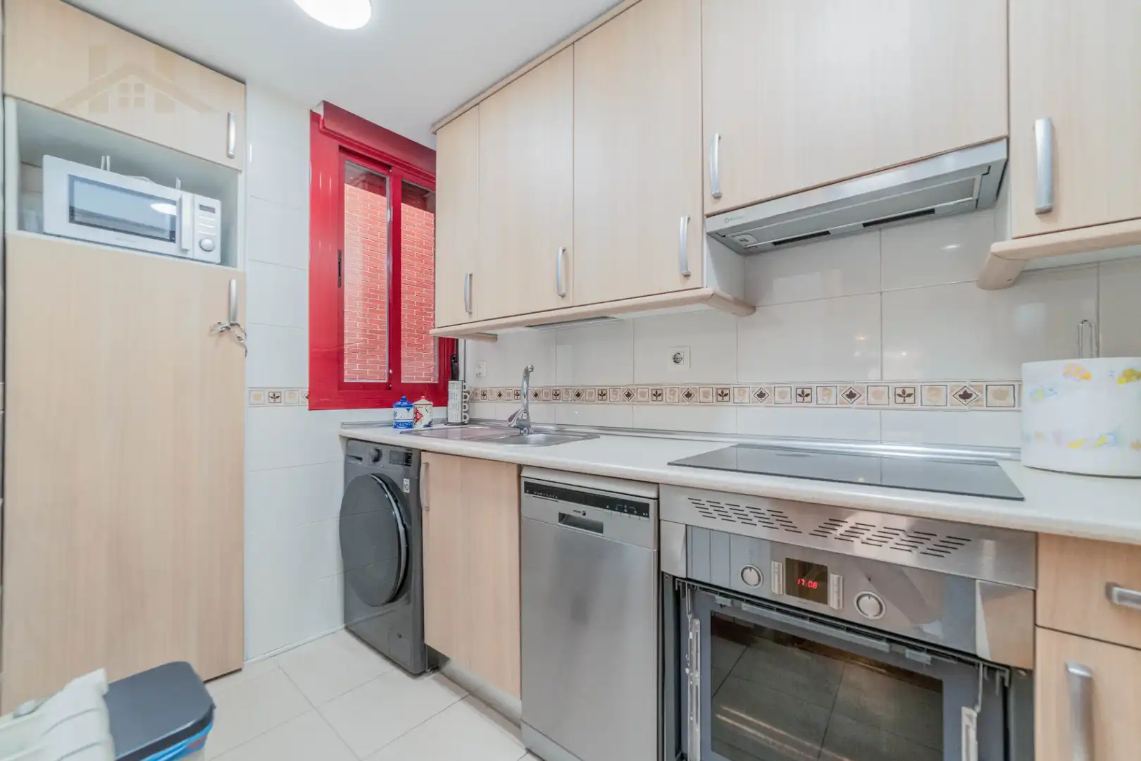 Kitchen of Flat for sale in Leganés  with Air Conditioner, Heating and Balcony