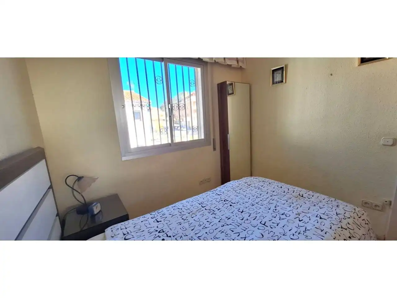Habitación de Casa adosada en venta en Rincón de la Victoria con Aire acondicionado, Jardín privado y Terraza