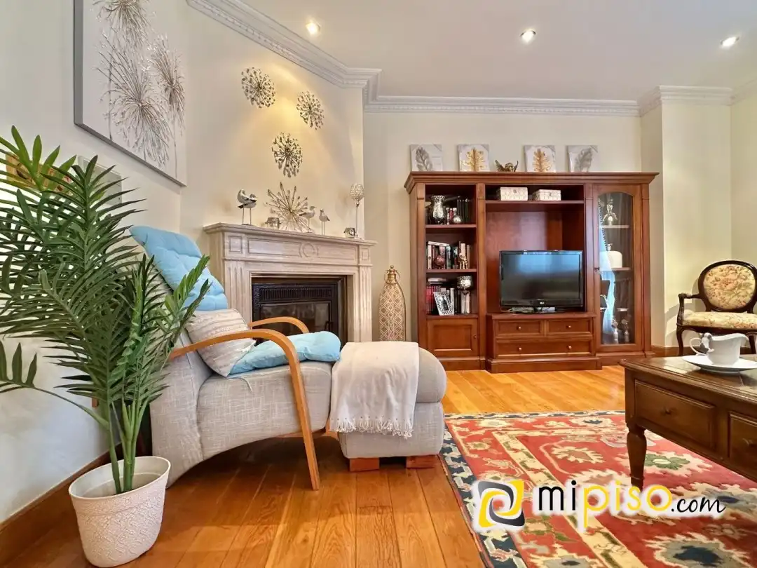 Casa bifamiliare con terrazza in vendita a HERMANDAD DONANTES SANGRE 34, imagen 5