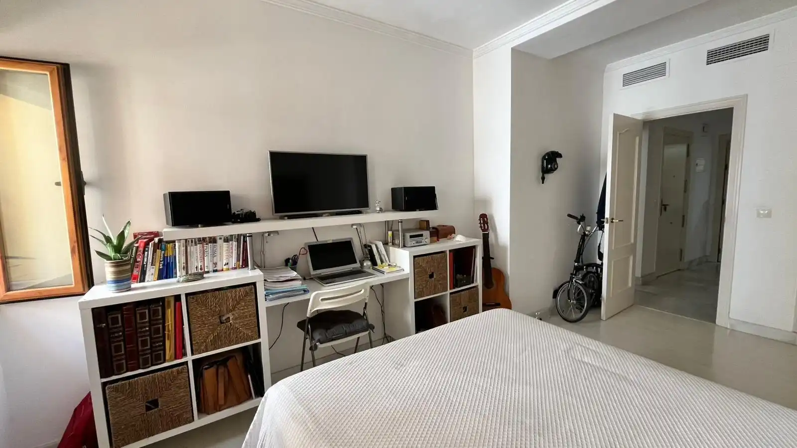 Habitación de Piso en venta en Sevilla con Aire acondicionado, Calefacción y Terraza
