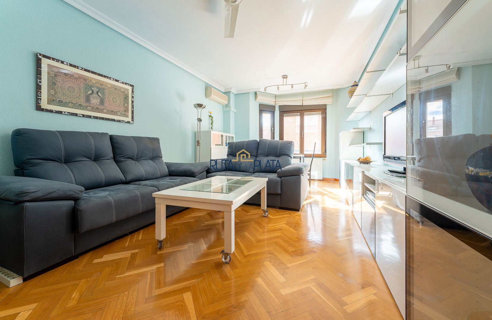 Living room of Duplex for sale in Zamora Capital   with Heating, Parquet flooring and Terrace