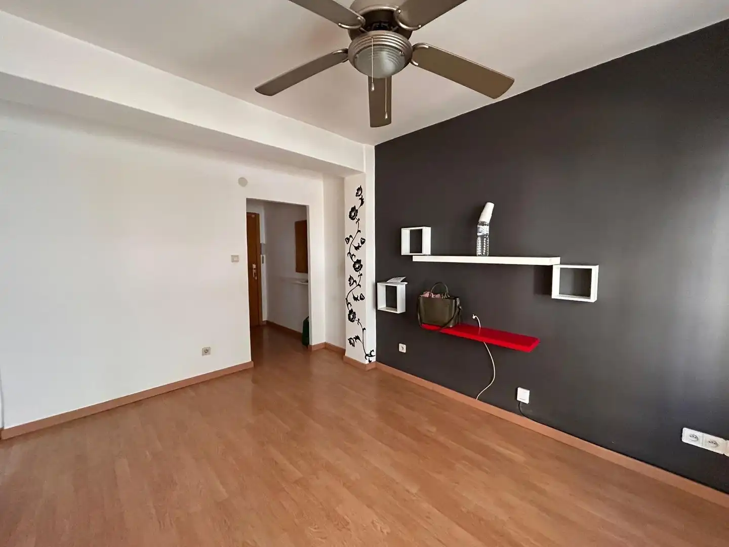 Apartment with terrace for sale in Calle de Béjar, imagen 2