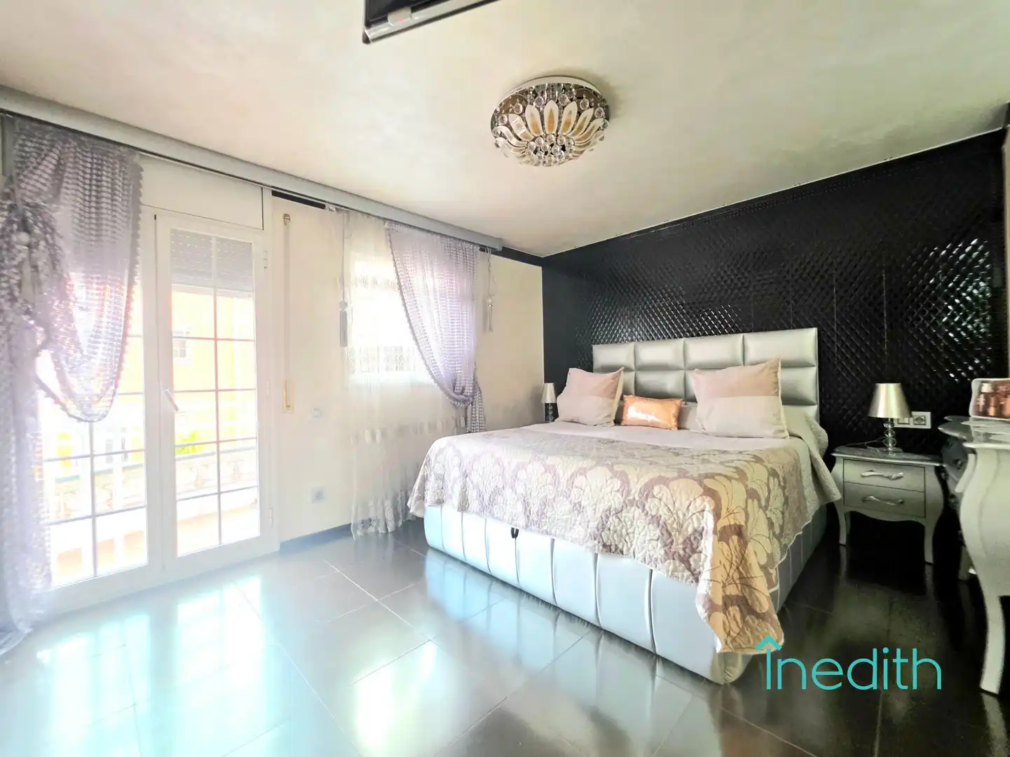 Schlafzimmer von Einfamilien-Reihenhaus zum Verkauf in Viladecans mit Klimaanlage, Heizung und Terrasse