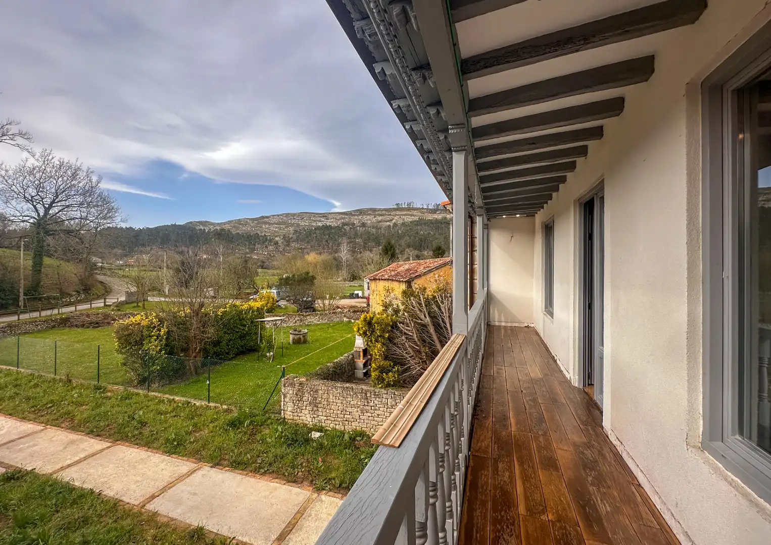 Casa adosada en venta en Lugar Barrio Carrera, Alfoz de Lloredo