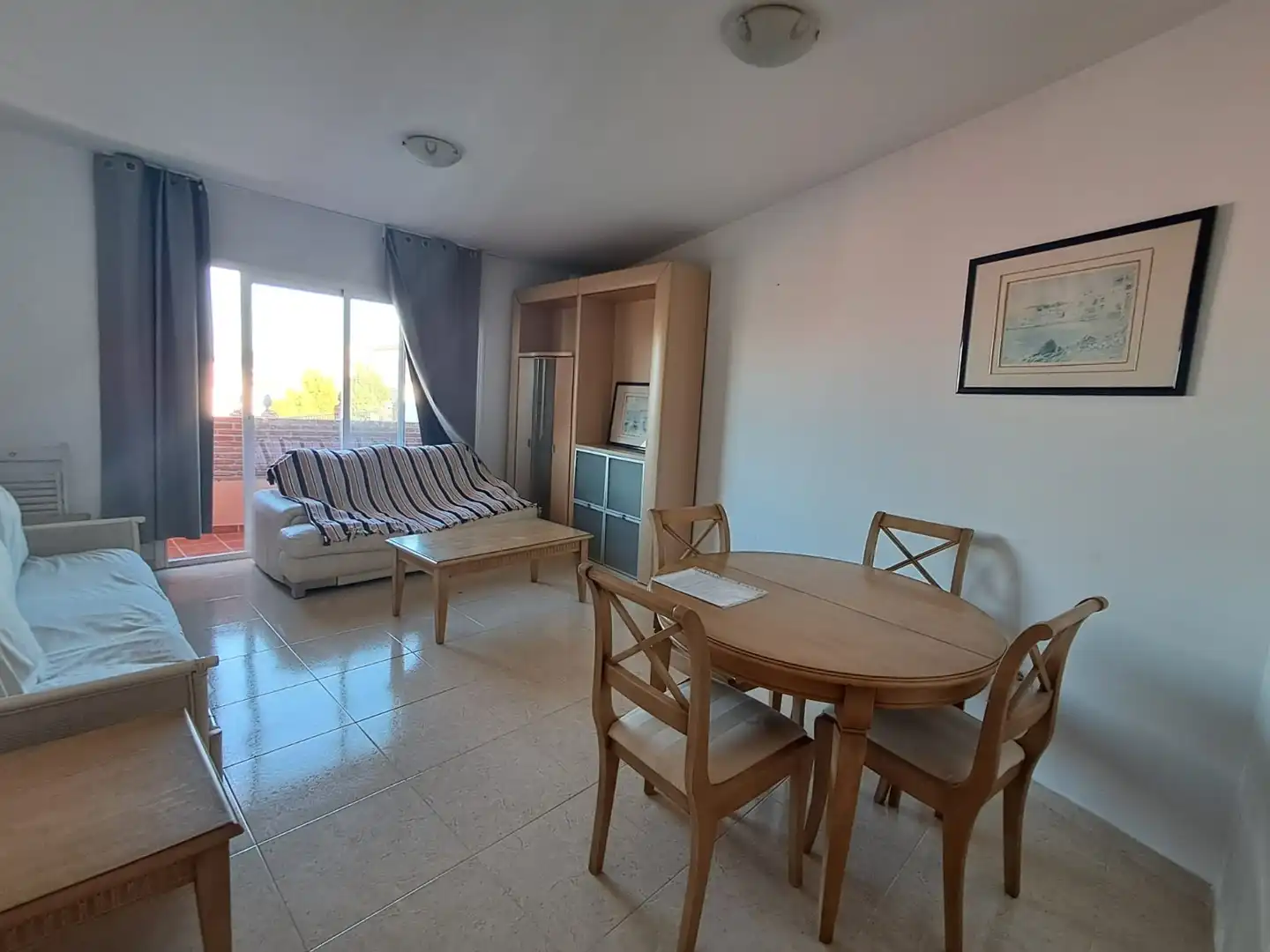 Sala de estar de Piso de alquiler en Coín con Aire acondicionado, Amueblado y Horno