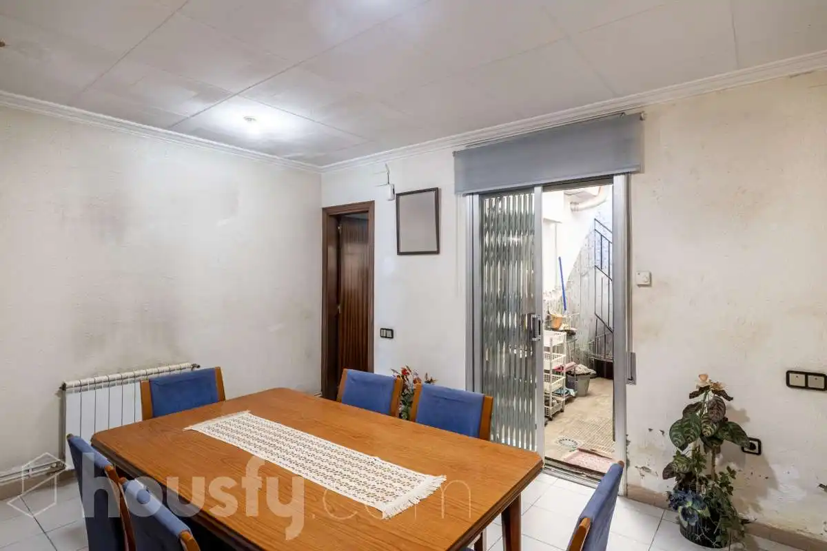 Casa o chalet en venta en Terrassa con Calefacción, Terraza y Trastero