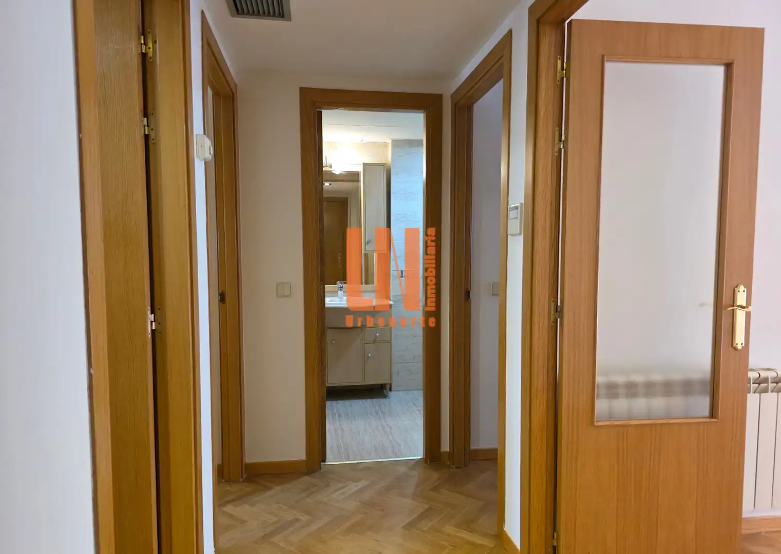 Flat for rent in Madrid  with Air Conditioner, Heating and Parquet flooring