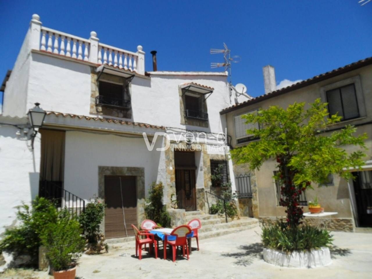 Exterior view of House or chalet for sale in Enguera  with Private garden, Terrace and Furnished