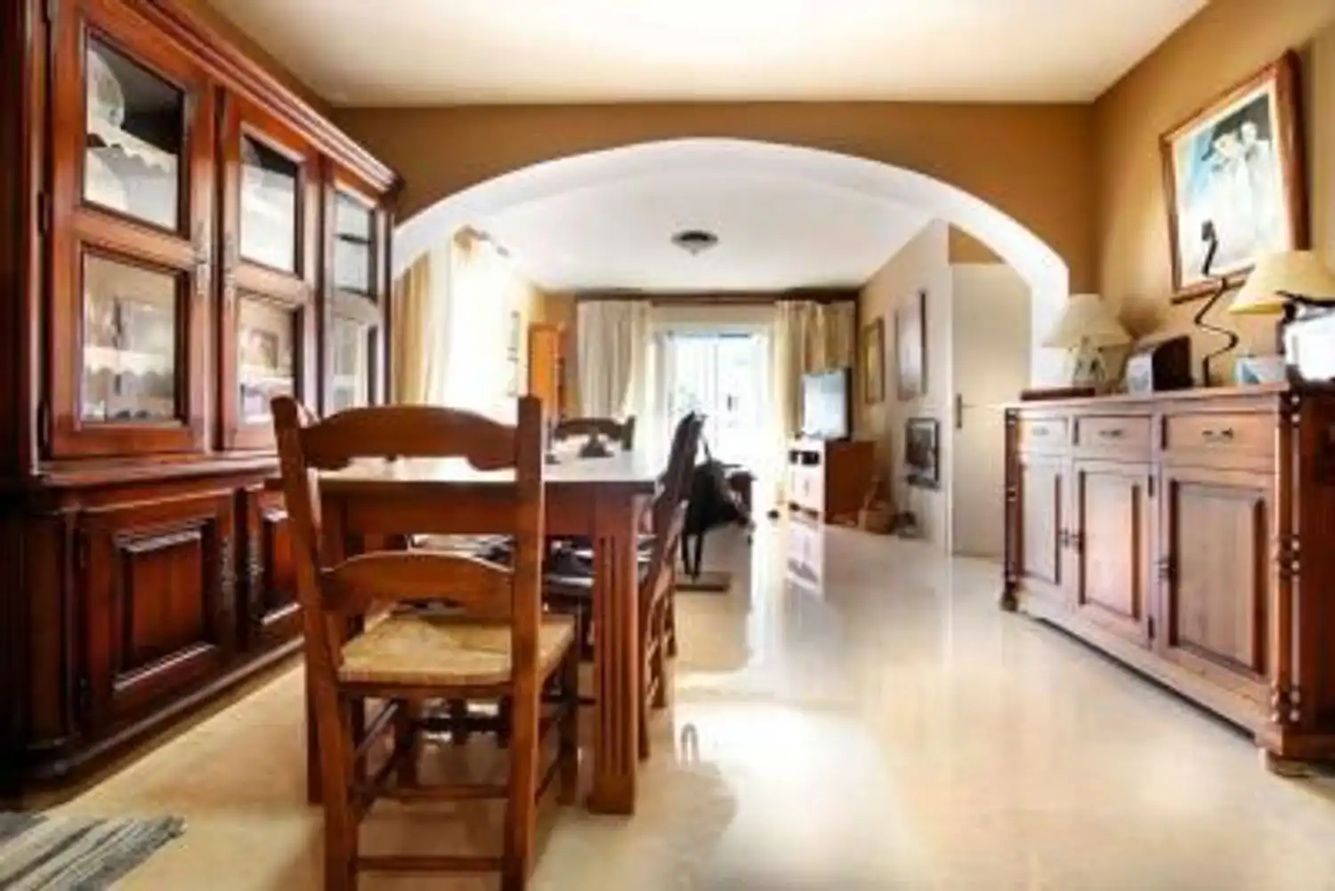 Esszimmer von Wohnung zum Verkauf in Marbella mit Klimaanlage, Privatgarten und Terrasse